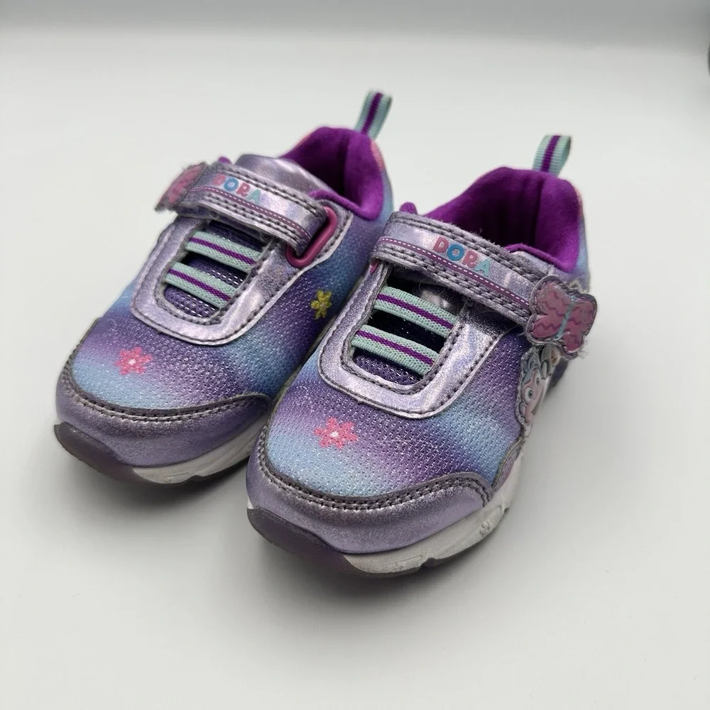 Dora the Explorer Light Up Sneakers Purple Toddler Girls Size 8 Floral